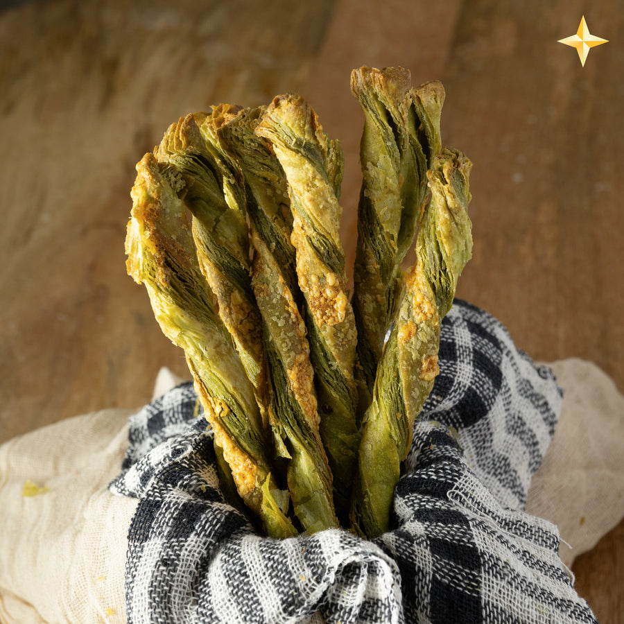 Spinach Cheese Straws
